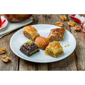 Пахлава ассорти (Бакинский, с фисташками, шоколадный) Пахлава ассорти (Бакинский, с фисташками, шоколадный)