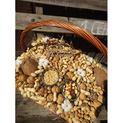 Корзина орехов-1